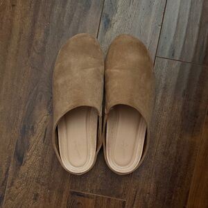 Universal Thread Tan Suede Mules
